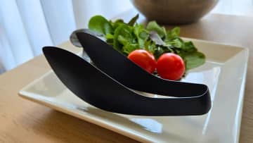 菜箸じゃダメ？SNSで話題の「魔法のトング」、なぜバズったのか徹底調査！