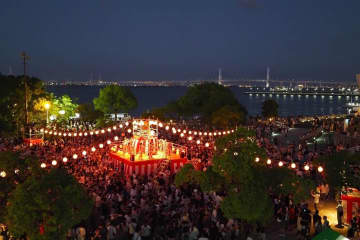 「みなとみらい大盆踊り 2025」横浜みなとみらい・臨港パークで、海風を感じる盆踊りで納涼