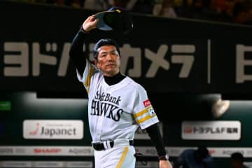 【ソフトバンク】貯金大台３０到達　代打でＶ打の中村晃に小久保監督「あそこしかないところ」
