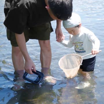 川遊びで大活躍！「メッシュ風シューズケース」が想像以上に便利♪