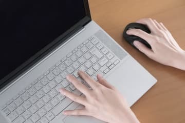 「女のくせにパソコンができるわけない」上司の暴言に唖然、でもPCトラブルを解決したのは…