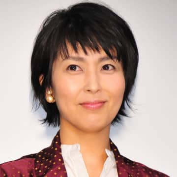 “5冠女優”松たか子人気も追い風に…「しあわせな結婚」高評価を支える自然体×ミステリアスな存在感