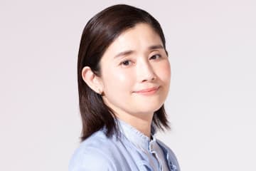 石田ひかり、33年ぶりの「嬉しい再会」　元国民的アイドルとの2ショットに「美女」「素敵」の声