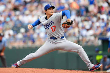 【MLB】大谷翔平、151キロのライナー“右太もも直撃”で苦悶の表情　守りのミス絡み……4回9安打5失点で今季初黒星