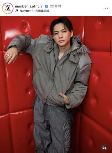 Number_i平野紫耀のオフショットに「ギャップたまらん」の声。クールな姿と無邪気な笑顔の振り幅がすごい