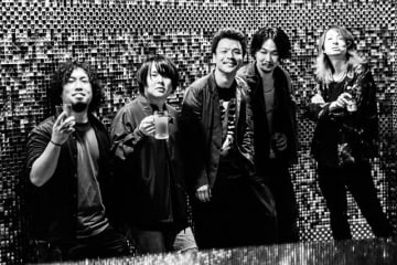 Ray?Oh...Needa!!、一発録りでレコーディングした“クリックなし、雑味あり”の新作EP発表