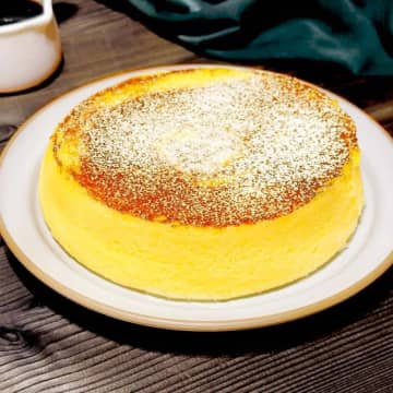 【もう普通に焼かない！】パンケーキより極厚♡「冷凍してもずっとフワフワ」神レシピ3選