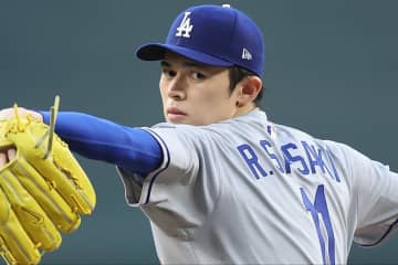 佐々木朗希、２度目のリハビリ登板は最速157キロをマークも制球に課題... ３回1/3を２失点、被安打３、奪三振２、与四球３で降板