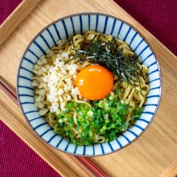 【レンチン3分で本気のうまさ！】「罪深すぎる…」焼きそば麺で簡単油そば