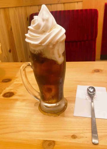 【コメダ珈琲店】裏メニュー「コーラフロート」のオーダー方法は？「ボリューム満点で大満足」