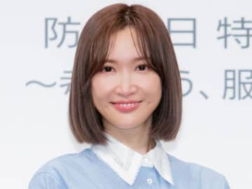 紗栄子、ヘアカット＆カラーで劇的イメチェン！　「こんな年の重ね方したい！」「可愛すぎる」