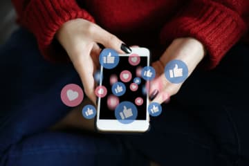 『SNSで見栄を張りたがる』4つの理由　あなたも気付かないうちに…？