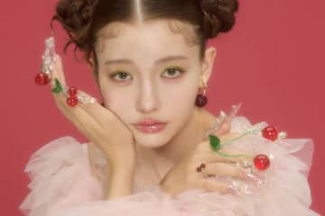 リキュエム“ぷっくりチェリー”のアクセサリー、淡いピンクのイヤリングなどラフォーレ原宿限定で