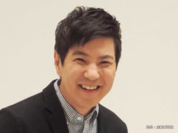 関根勤、娘と孫からのお祝いに「素敵なファミリー！」と祝福相次ぐ