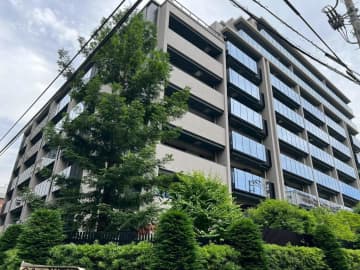 ザ・パークハウス渋谷南平台 4階｜「渋谷」駅徒歩7分。渋谷の躍動を掌中に、南平台の静穏を邸宅に。贅と利便が響き合う暮らし。充実のコンシェルジュサービス。陽当たり良好な2LDK