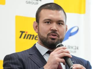 西武から“突然の発表”「新助っ人かと思った」　まさかの大物来場に驚き「良い球投げそう」