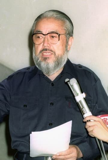 長崎・島原の「ひげの市長」死去　鐘ケ江管一さん、普賢岳災害対応