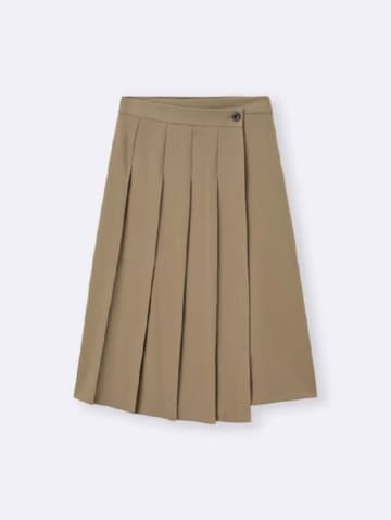 【GU】大人の高見え♡「ベージュスカート」