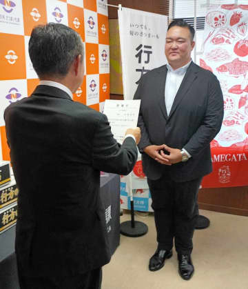 二所ノ関親方、PR大使に就任　サツマイモの魅力発信　茨城・行方市