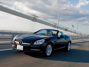 セクシー＆ワイルドに変身した3代目（R172）メルセデス・ベンツSLK【10年ひと昔の新車】