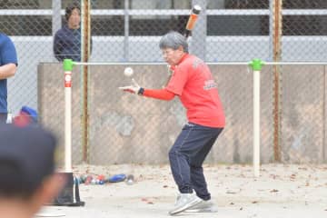 甲子園が目標ではない　少年野球チームを率いる「おばちゃん」の教育論「子どもは自分でせな、あかん」