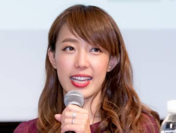 川崎希、“ケタ違い”のセレブ子育てエピ！　1500万円のグランドピアノ　誕生日にはダースベイダー降臨