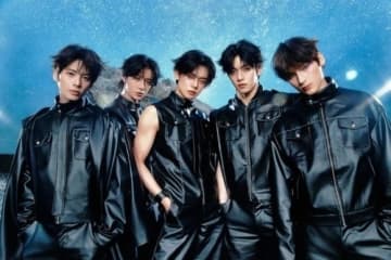 TOMORROW X TOGETHER、メンバー全員で再契約！コンサートで電撃発表