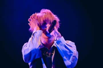 福澤 侑の初ソロライブツアー Yuu Fukuzawa 1st Live「The Dark Parade」開催 只今、見逃し配信中！