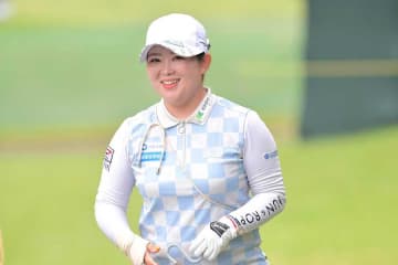女子ゴルフ淺井咲希は＋14「原因はなんやろうって考えて…」　最下位も久々レギュラーツアーで収穫