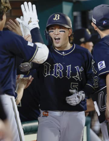 楽6―8オ（23日）　川瀬がプロ初勝利