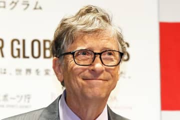 ビル・ゲイツ氏　ＡＩの進化で「破壊的な変化」を危惧