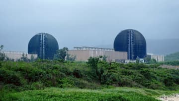 原発ゼロの台湾、再稼働を否決　賛成多数も投票の要件達せず