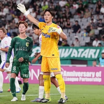 “ブレない自分”を確立。サンフレ大迫敬介の着実な成長を代表スタッフも認める「自分のルーティーンを持ちつつある」