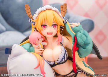 「小林さんちのメイドラゴン」トール&エルマがおうちでリラックス♪パーカー姿でフィギュア化