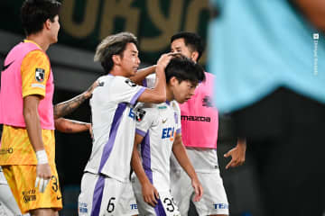 「基準がまた一段階上がった」同僚・川辺駿も太鼓判！　広島の大卒ルーキー中村草太、9月の日本代表入りへ連発狙う