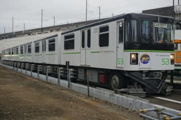 引退目前の1050系53編成で実現！ニューシャトル初の夜行ツアー「ミッドナイトいな号」開催