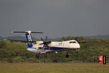 ANA WINGS機、稚内空港で作業車がいる滑走路に進入 「重大インシデント」に認定