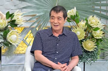 矢沢永吉が語る「YAZAWA伝説」の真相　ファン代表の鈴木京香が“マイクパフォ”の裏話に迫る