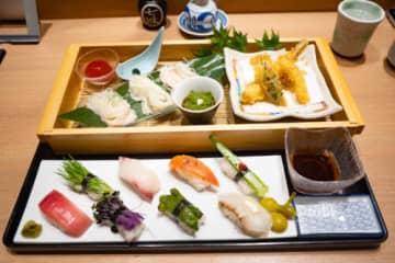 地魚と夏野菜の握り寿司＆島原そうめん＆天ぷら「涼夏膳」ハウステンボス海鮮市場の夏メニュー