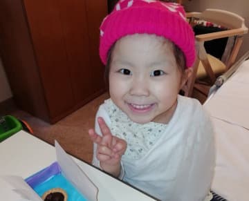 4歳で診断された小児がん｡8カ月に及ぶつらい治療｡再発におびえる母を救ったのは､ある人との出会い【ユーイング肉腫体験談】