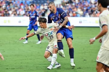 長崎が３連勝！ １－０劇的勝利で自動昇格圏へ向け好調キープ！ 山口は11試合勝利なし…