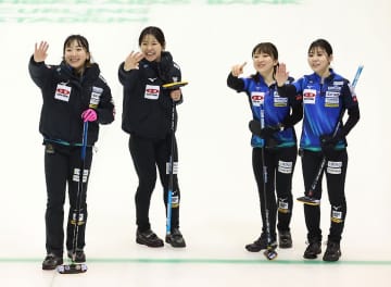 【カーリング】ロコ・ソラーレ貫禄Ｖ！９月の五輪代表候補決定戦に弾み　藤沢五月「前向きに準備していきたい」