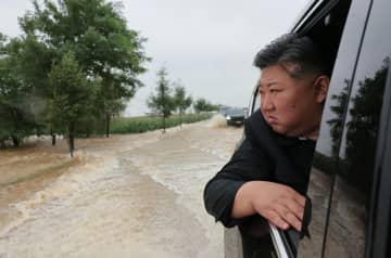「呪い」なのか？…豪雨に沈む北朝鮮球場郡、住民を覆う不気味な怪談