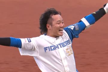 日ハムが劇的サヨナラ、天王山で驚異3連勝　ロッテ小島が7回0封で西武に連勝、24日パ結果