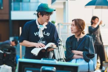 「こんばんは、朝山家です。」「文句ばかり言ってても朝子（中村アン）は情が深い」「賢太（小澤征悦）の方がまともなことを言ってると思うこともある」