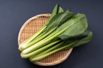 シーチキン食堂が考案した「無限小松菜」レシピに反響。「小松菜はシーチキンと◯◯であえるとおいしい」