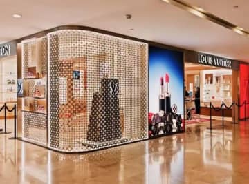 ルイ・ヴィトンが南京に世界初の化粧品店オープン、高級化粧品市場の競争構造に変化―中国