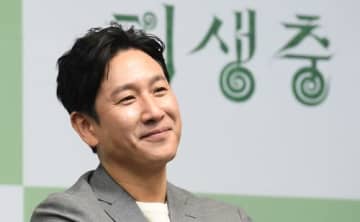 突然この世を去ったイ・ソンギュンさんを脅迫し3000万円を脅し取った“女室長”、麻薬容疑でも実刑判決