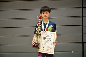 星槎中・大野颯真が初優勝＜第56回全国中学校卓球大会・男子シングルス個人表彰＞