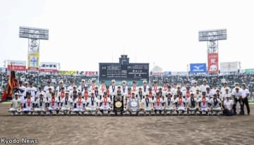 “時代”が交錯した甲子園大会【白球つれづれ】